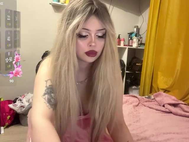 AngelenaBuote live webcam show
