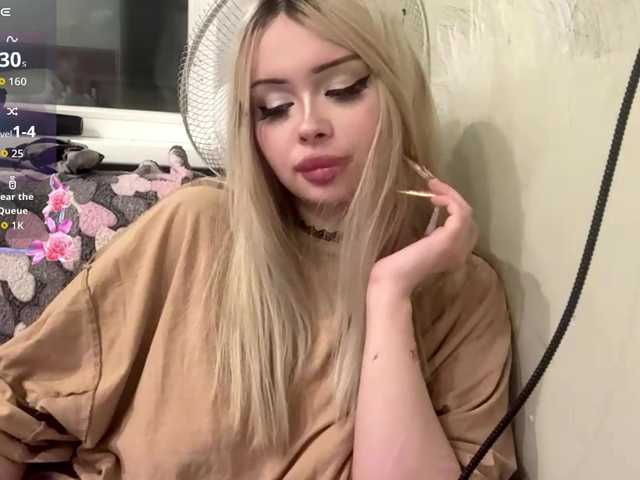 AngelenaBuote live cam on BongaCams