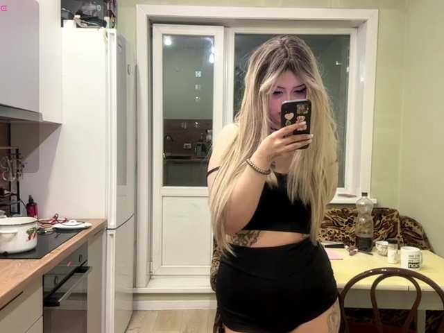 AngelenaBuote live cam on BongaCams