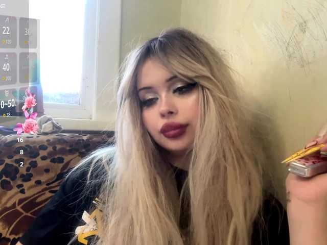 AngelenaBuote live cam on BongaCams
