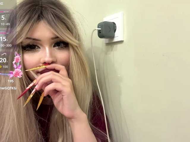 AngelenaBuote live cam on BongaCams