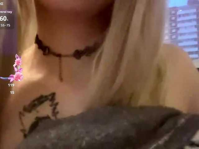 AngelenaBuote live cam on BongaCams
