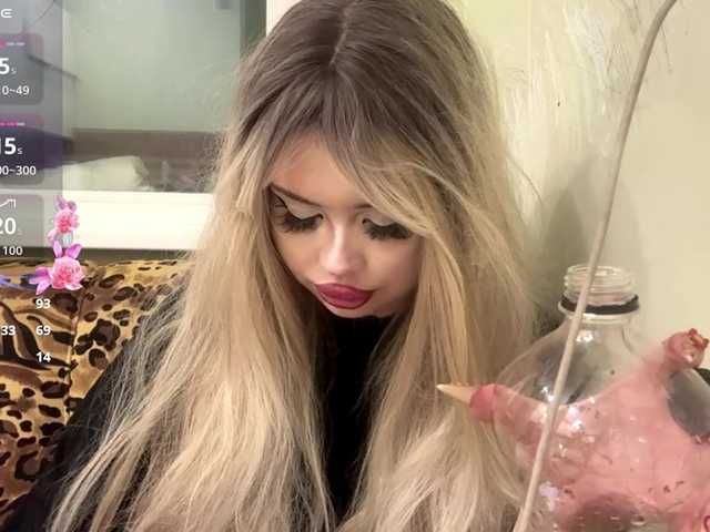AngelenaBuote live cam on BongaCams