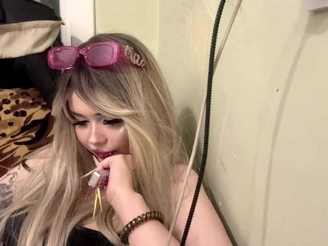 AngelenaBuote live cam on BongaCams