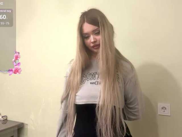 AngelenaBuote live cam on BongaCams