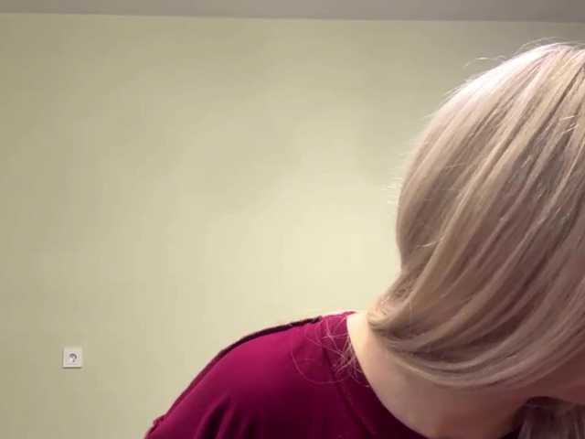 AngelenaBuote live cam on BongaCams