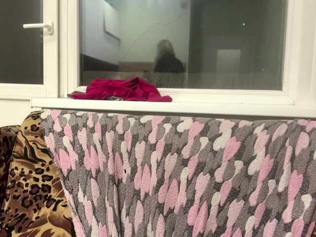 AngelenaBuote live cam on BongaCams