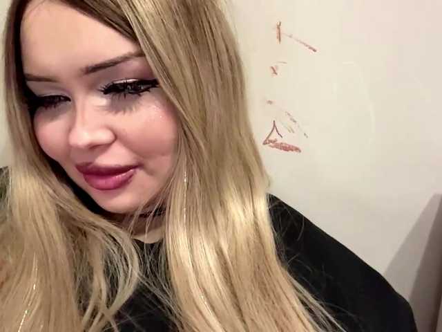 AngelenaBuote live cam on BongaCams
