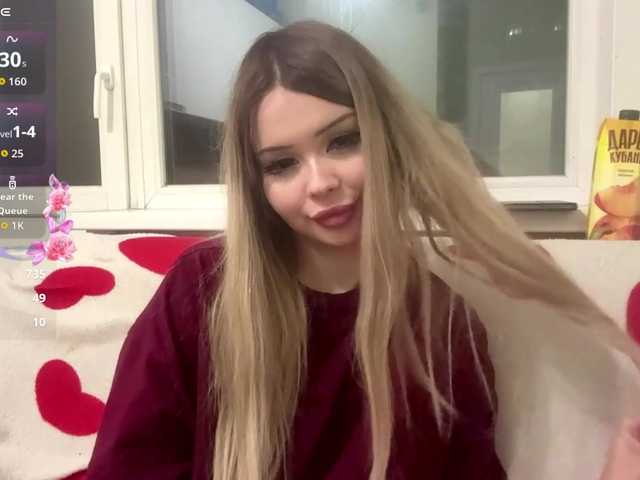 AngelenaBuote live cam on BongaCams