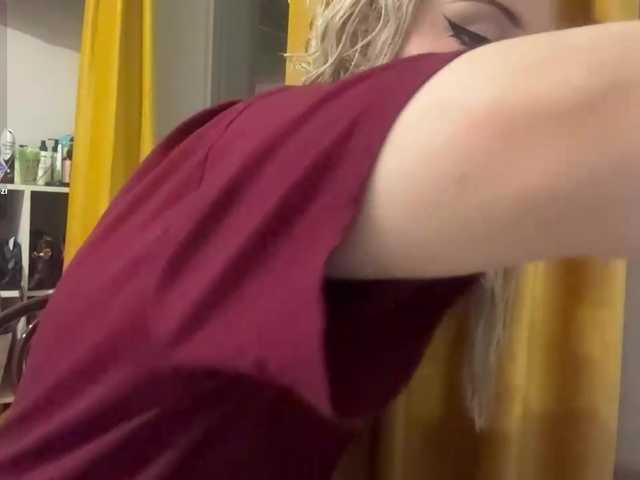 AngelenaBuote live cam on BongaCams