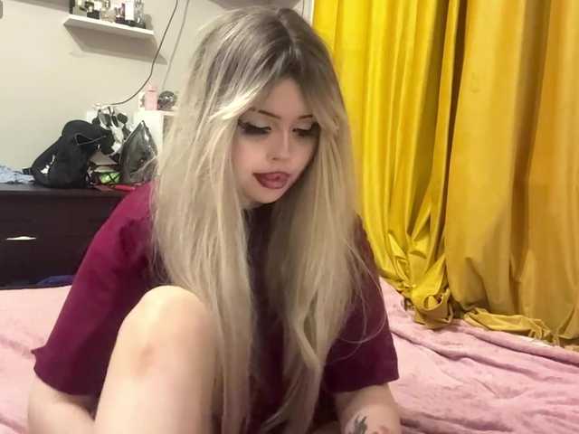 AngelenaBuote live cam on BongaCams