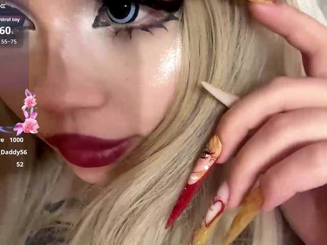 AngelenaBuote live cam on BongaCams