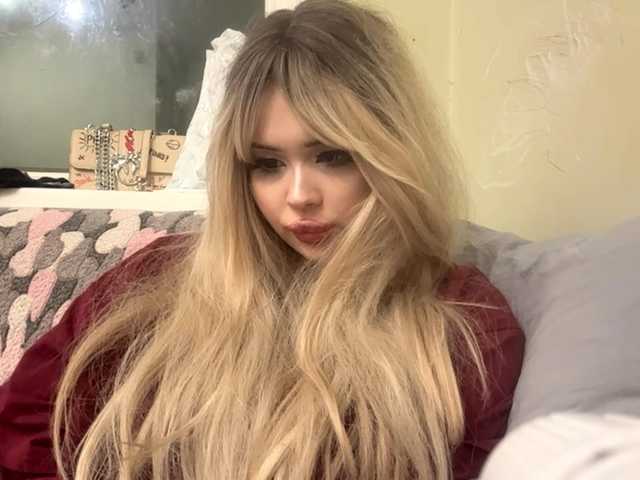 AngelenaBuote live cam on BongaCams