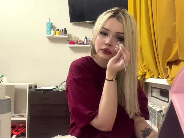 AngelenaBuote live cam on BongaCams