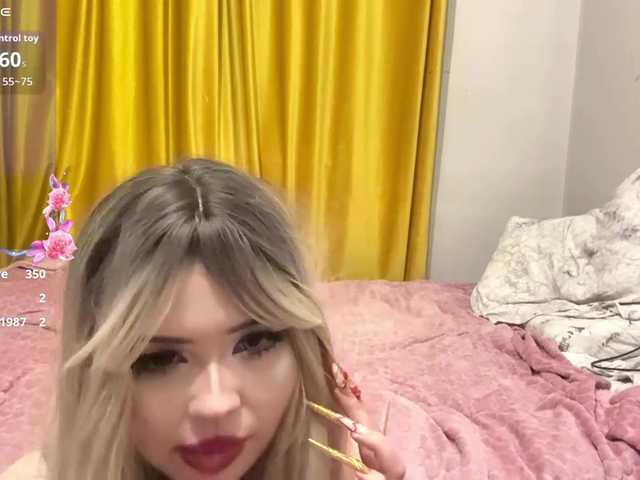 AngelenaBuote live cam on BongaCams