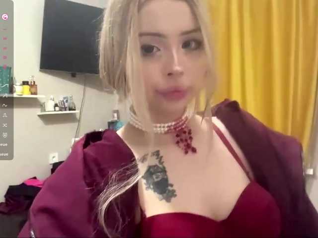 AngelenaBuote live cam on BongaCams