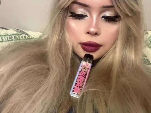AngelenaBuote live cam on BongaCams