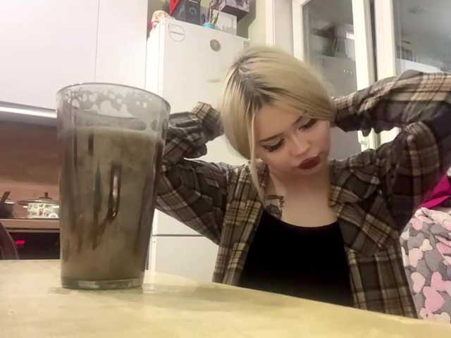 AngelenaBuote live cam on BongaCams