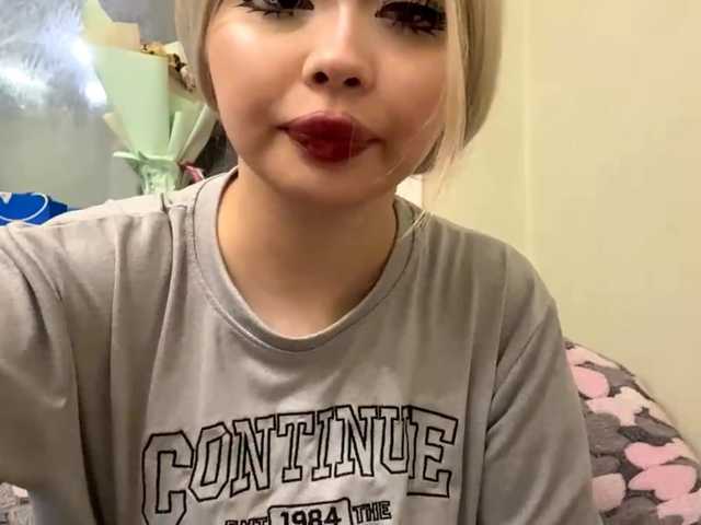 AngelenaBuote live cam on BongaCams