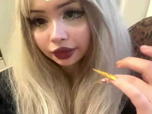AngelenaBuote live cam on BongaCams
