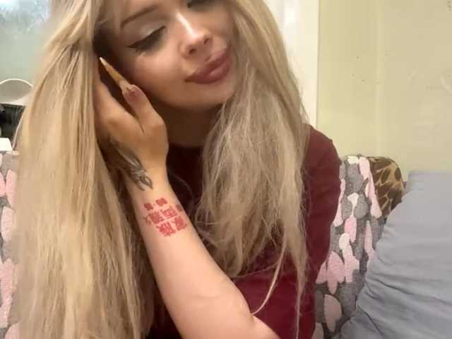 AngelenaBuote live cam on BongaCams