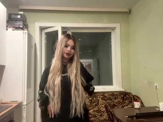 AngelenaBuote live cam on BongaCams