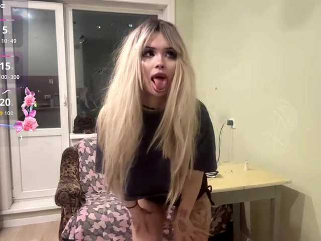 AngelenaBuote live cam on BongaCams