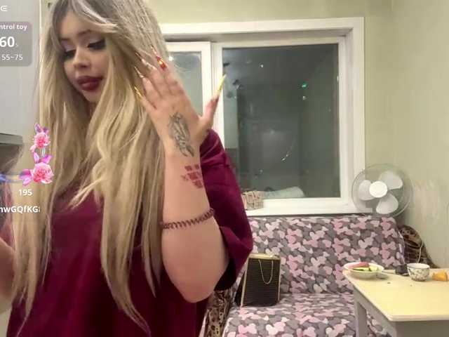AngelenaBuote live cam on BongaCams