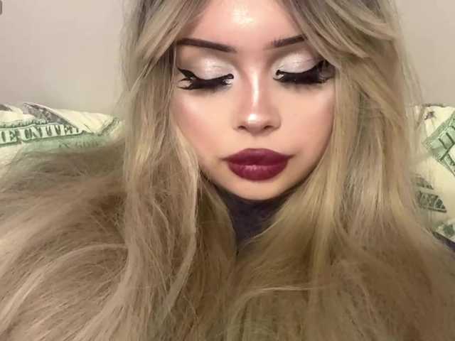 AngelenaBuote live cam on BongaCams