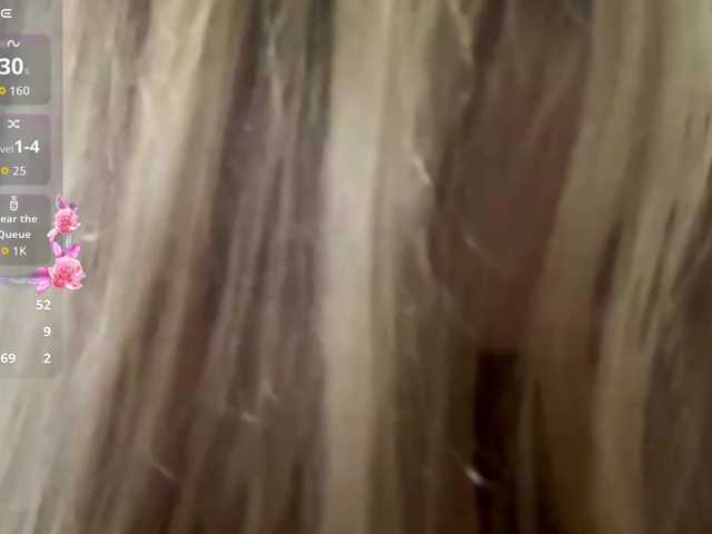AngelenaBuote live cam on BongaCams