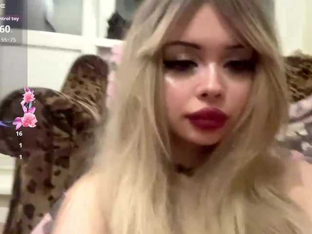 AngelenaBuote live cam on BongaCams