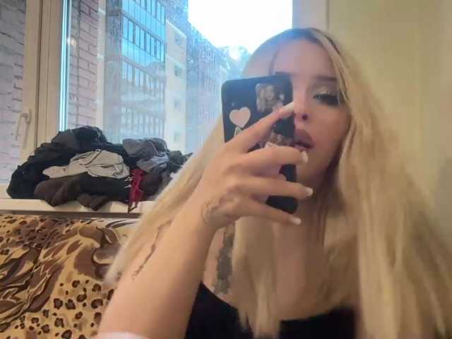 AngelenaBuote live cam on BongaCams
