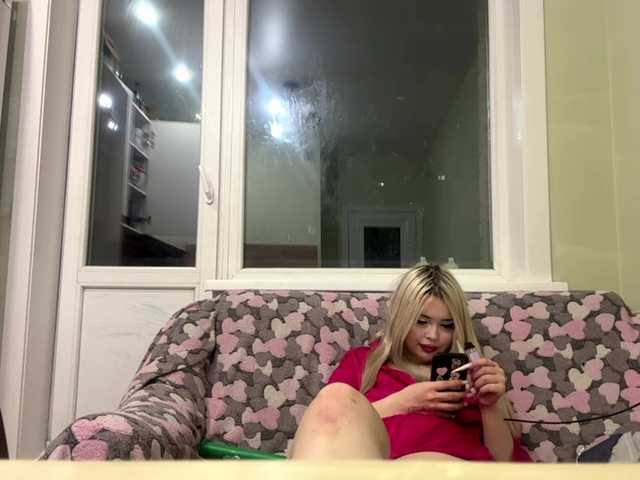 AngelenaBuote live cam on BongaCams