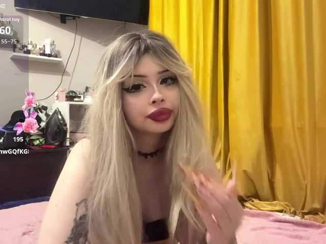 AngelenaBuote live cam on BongaCams
