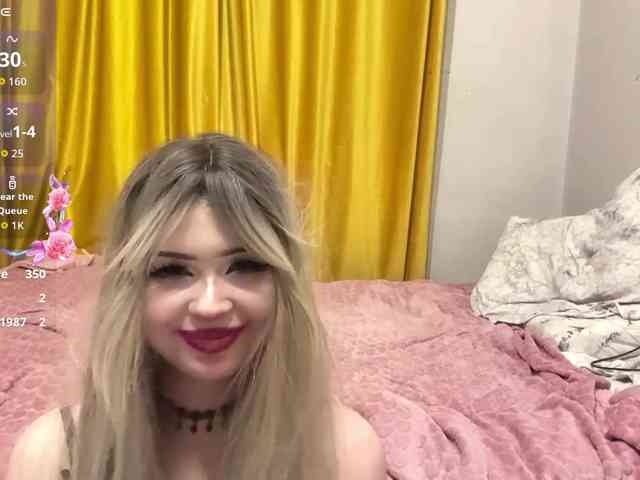 AngelenaBuote webcam