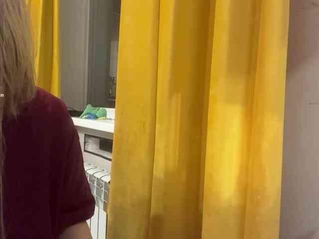 AngelenaBuote webcam