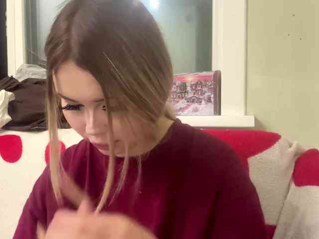 AngelenaBuote webcam