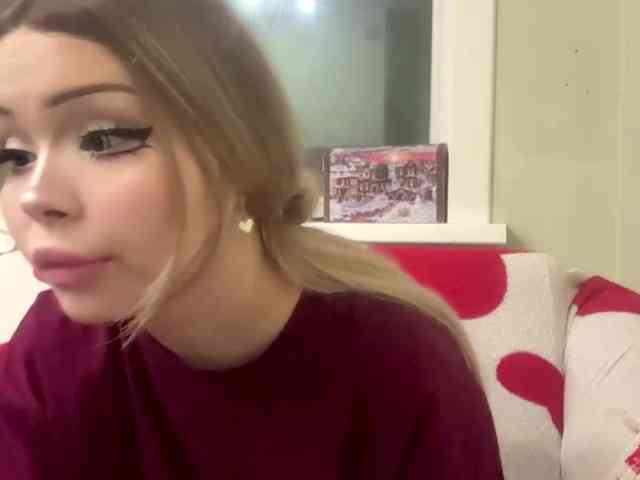 AngelenaBuote webcam
