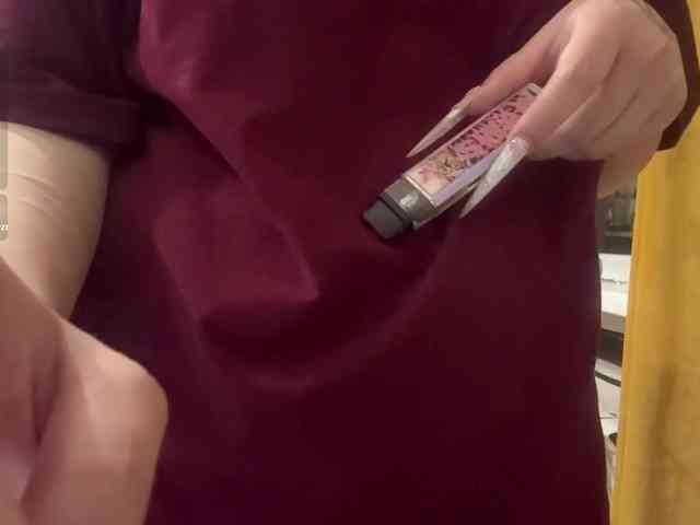 AngelenaBuote webcam