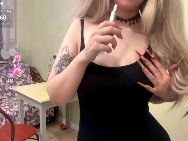 AngelenaBuote webcam