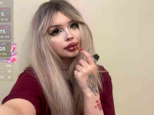 AngelenaBuote webcam