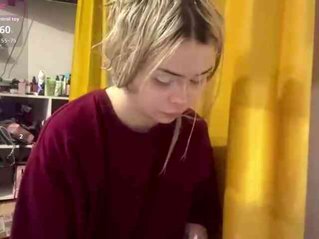 AngelenaBuote webcam