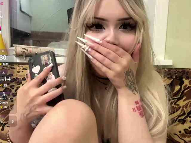 AngelenaBuote webcam