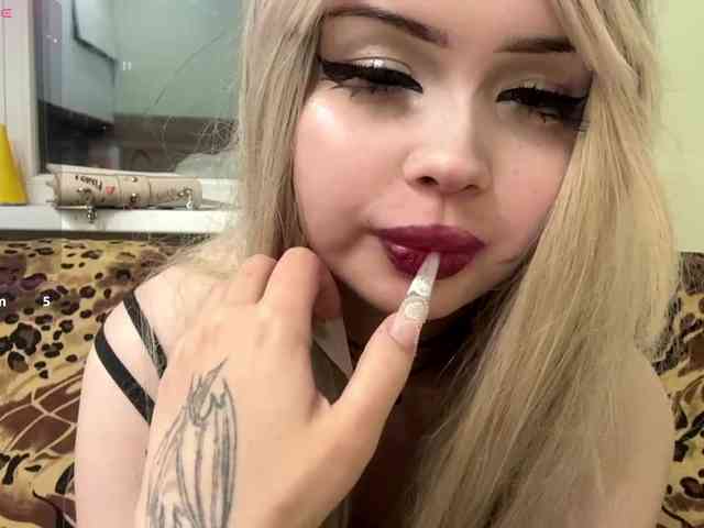 AngelenaBuote webcam