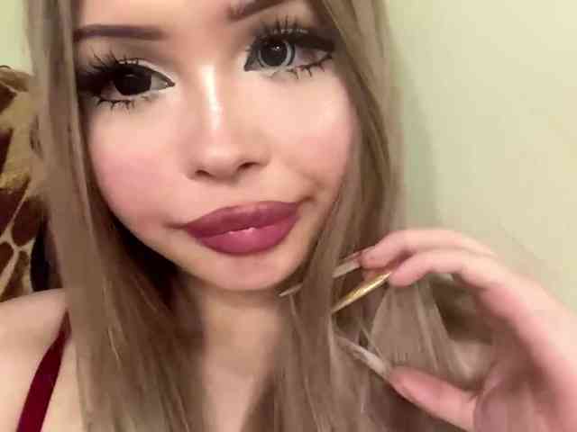 AngelenaBuote webcam