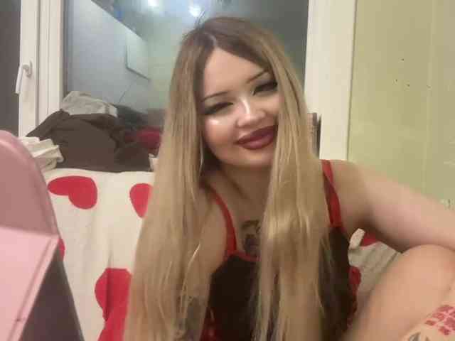 AngelenaBuote webcam