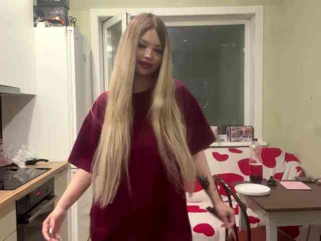 AngelenaBuote webcam