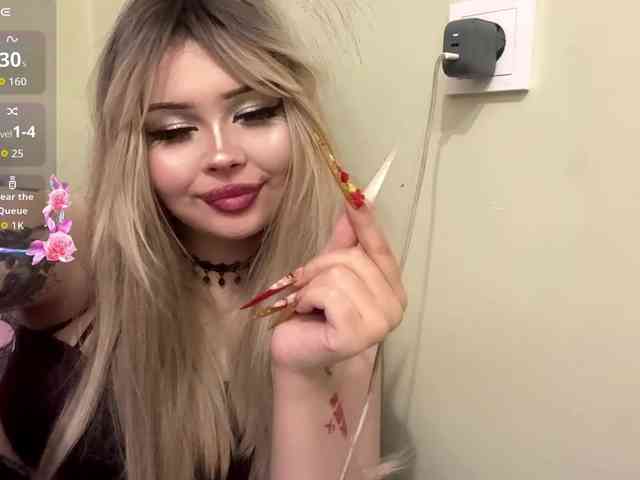 AngelenaBuote webcam
