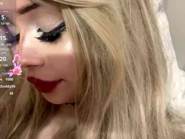 AngelenaBuote webcam