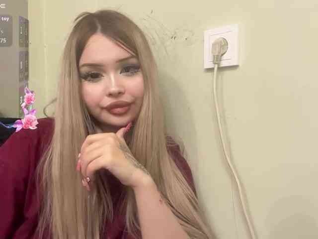 AngelenaBuote webcam